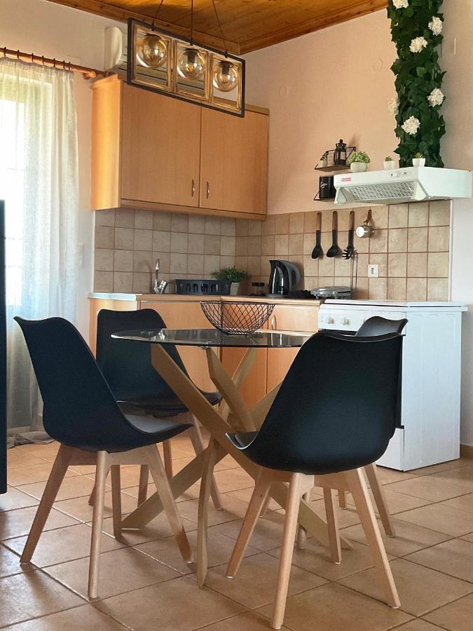 Vlastaras Apartment *